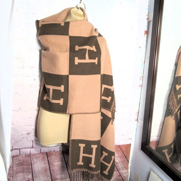 Source Unknown Sweaters - NWOT SOFT "H" SHAWL WRAP SCARF THROW 72" X 24"